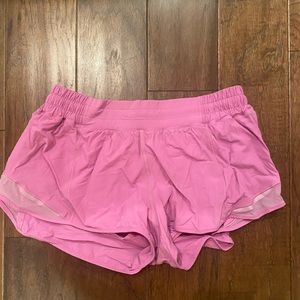 Lululemon hotty hot short